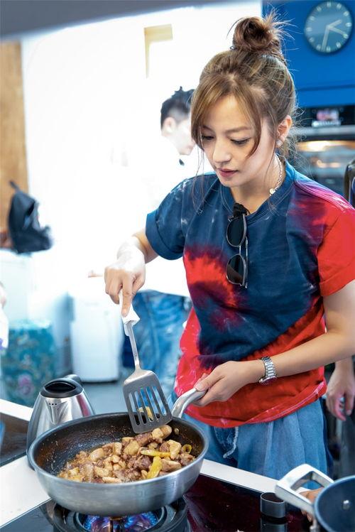 王俊凯舒淇最新爆料图片,最新爆料图片曝光引热议 第3张 王俊凯舒淇最新爆料图片,最新爆料图片曝光引热议 第3张